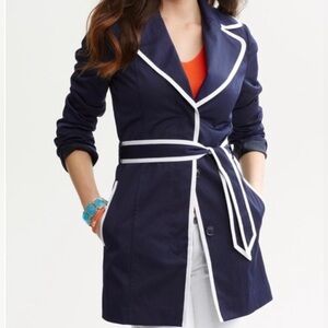 Banana Republic Navy Blue Trench Coat with Off White trim! Size Small